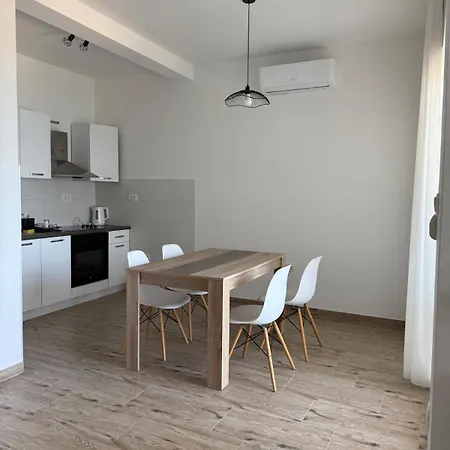 Apartman Seaesta Holidays Andrea *