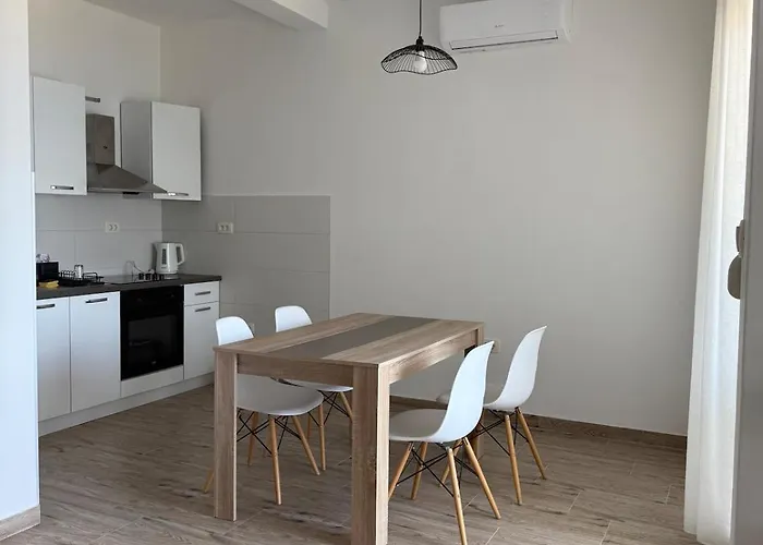 Apartament Seaesta Holidays Andrea *